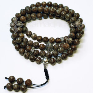 Hópehely obszidián ásvány mala Om Mani mantrás osztókkal SAMADHI MALA