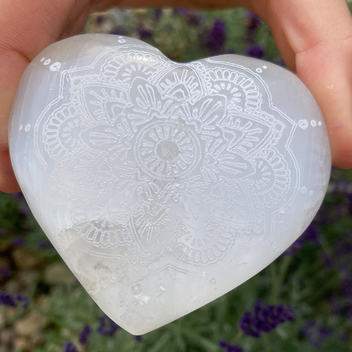 Szelenit mandala szív